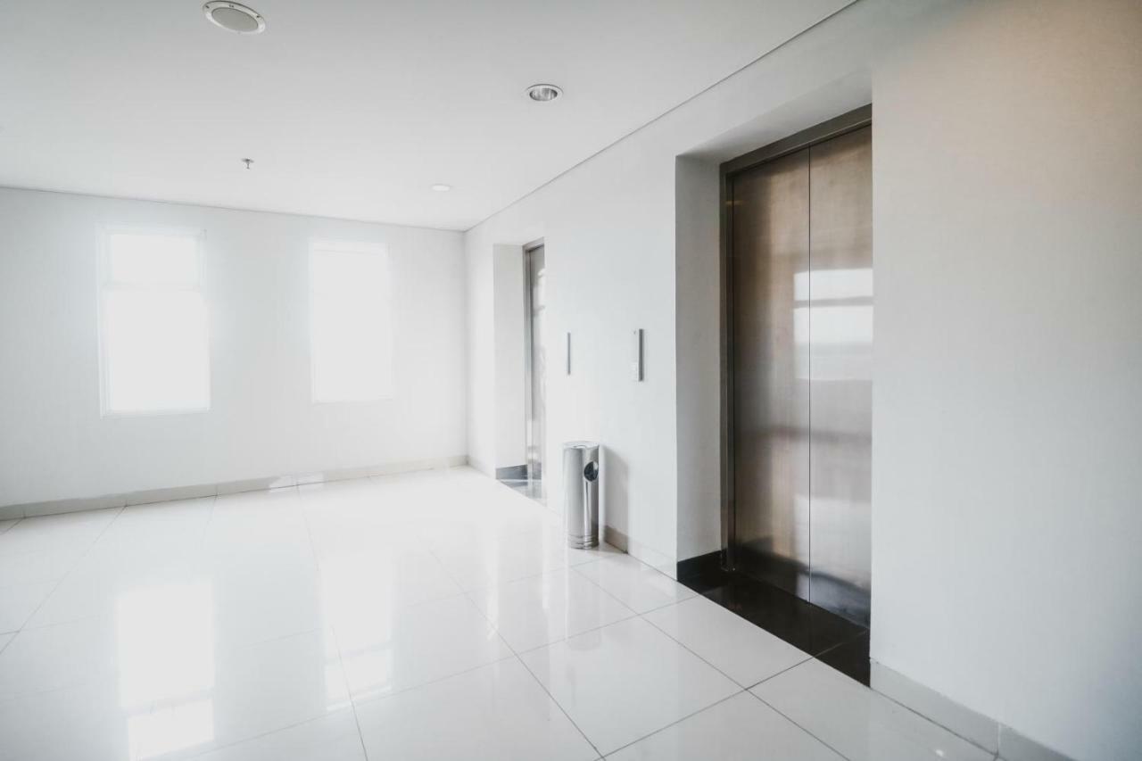 เรดดอร์ซ อพาร์ตเมนต์ เนียร์ ซุมมาเรคอน มอลล์ เซอร์ปง Apartment ทังเกอรัง ภายนอก รูปภาพ