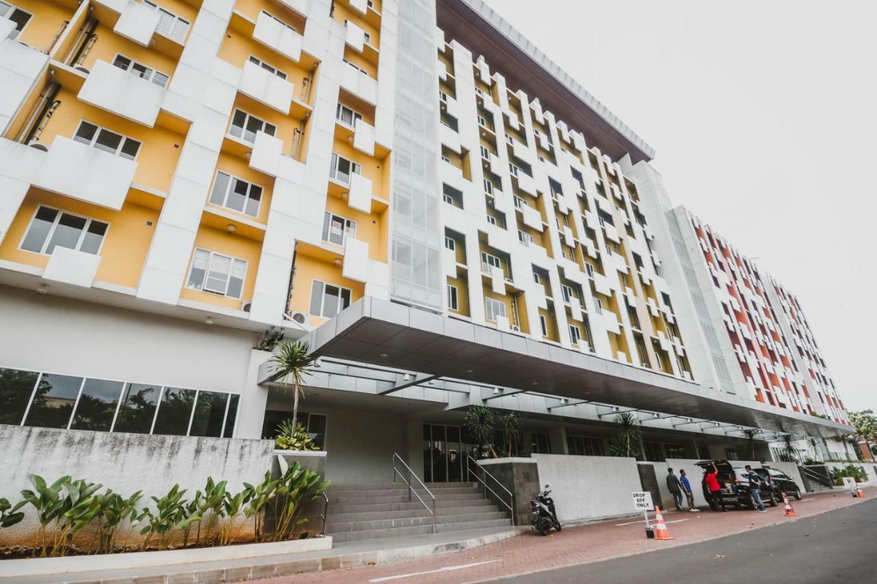 เรดดอร์ซ อพาร์ตเมนต์ เนียร์ ซุมมาเรคอน มอลล์ เซอร์ปง Apartment ทังเกอรัง ภายนอก รูปภาพ