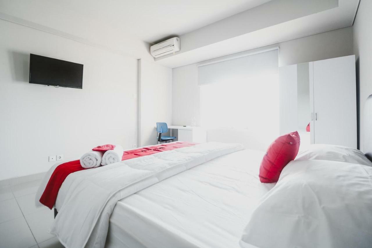 เรดดอร์ซ อพาร์ตเมนต์ เนียร์ ซุมมาเรคอน มอลล์ เซอร์ปง Apartment ทังเกอรัง ภายนอก รูปภาพ